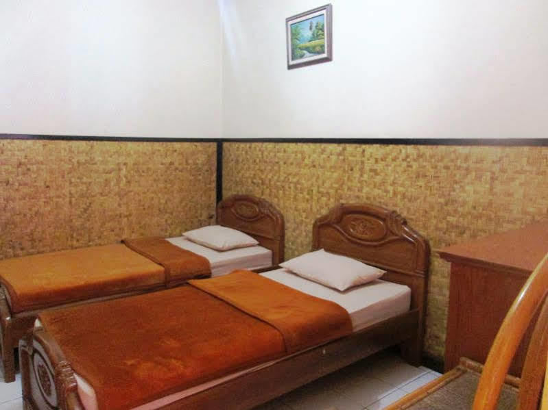 Lingga Guest House Jayagiri Lembang Esterno foto